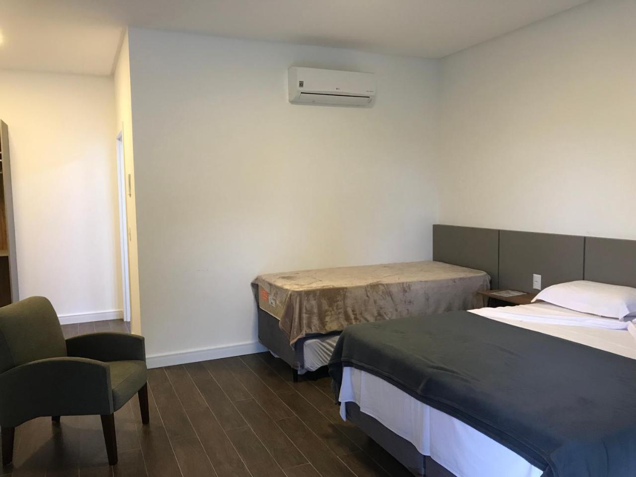 Morada Do Estaleiro Hotell Balneário Camboriú Eksteriør bilde
